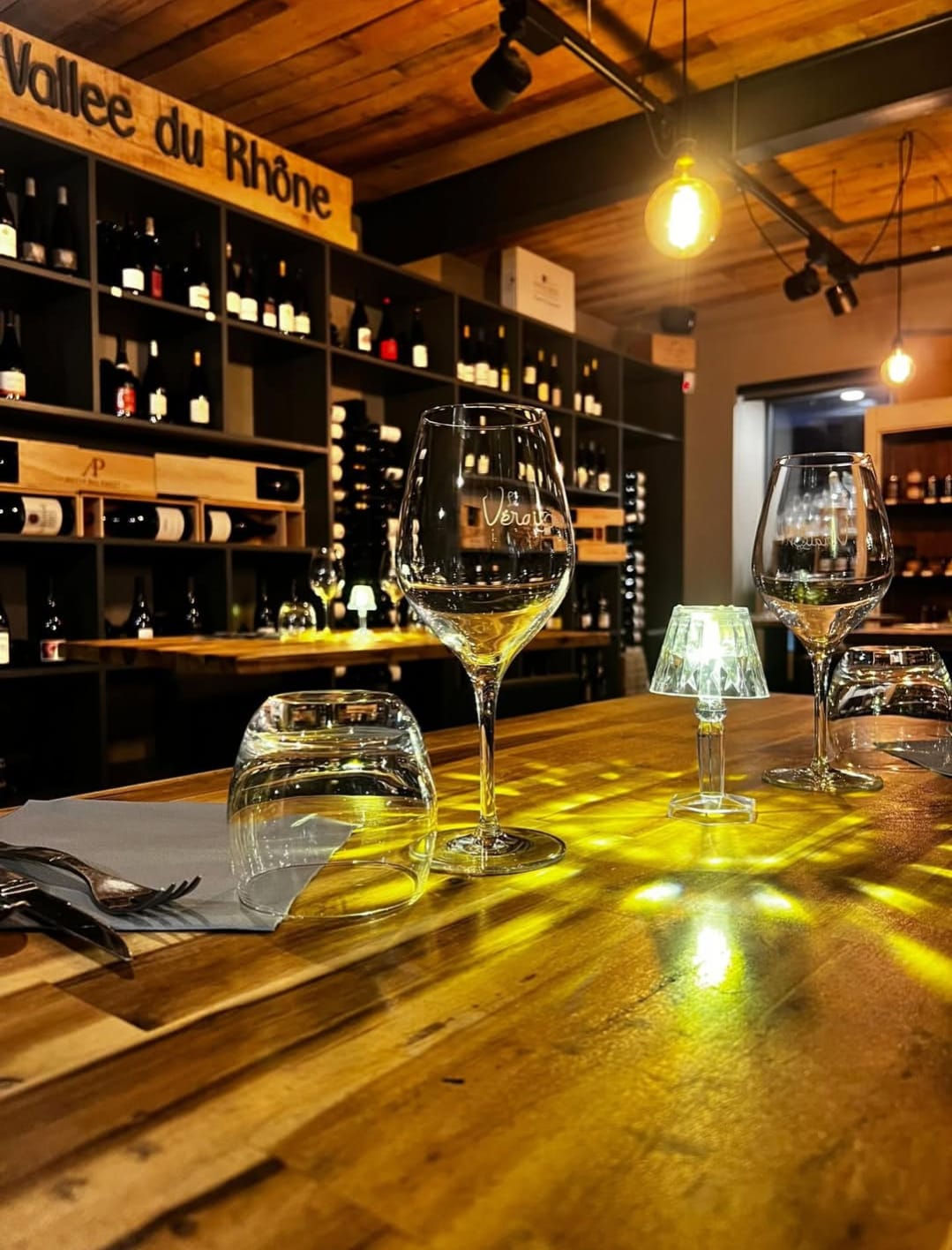 La Véraison Caviste — bar à vins Chavanay